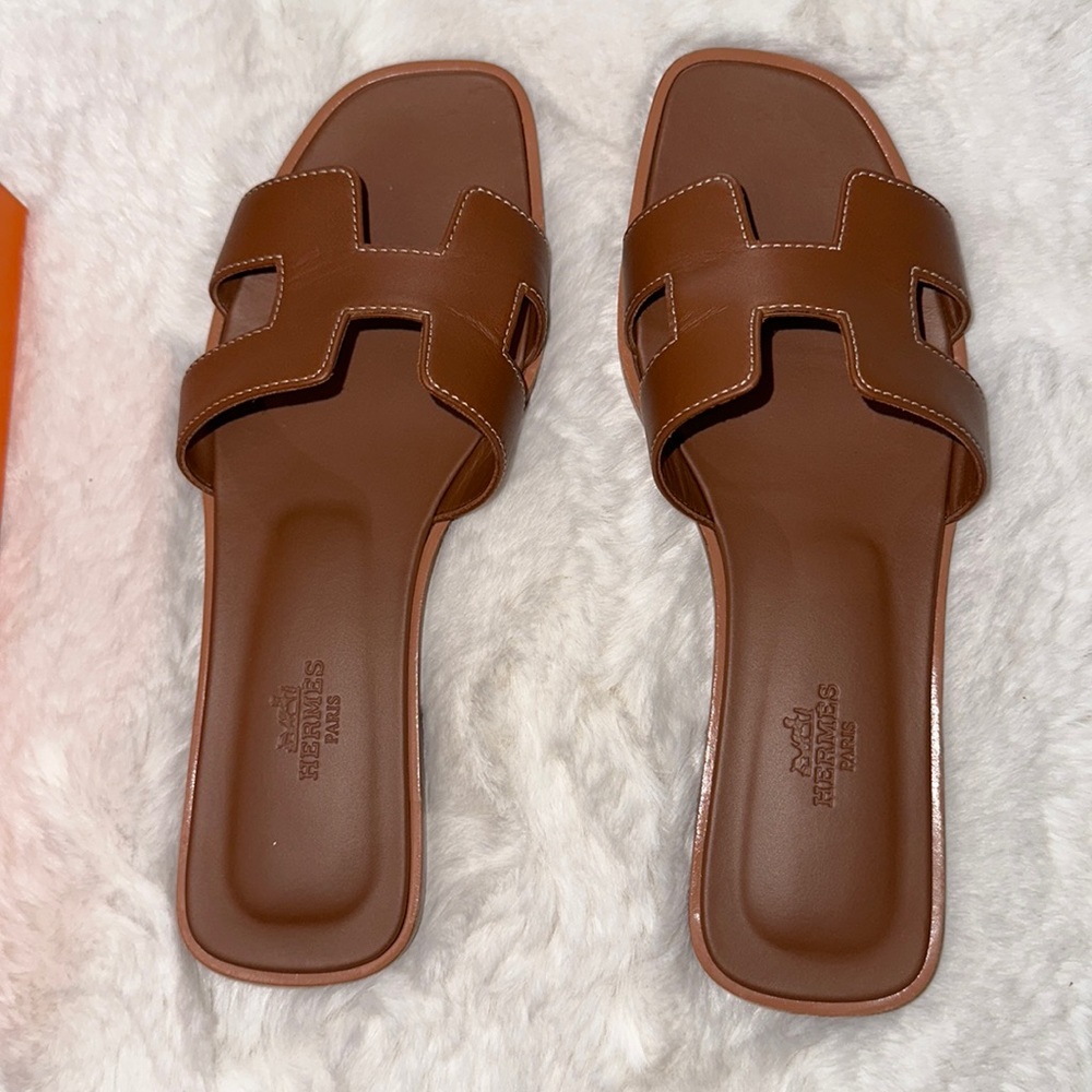 Hermes Oran sandal